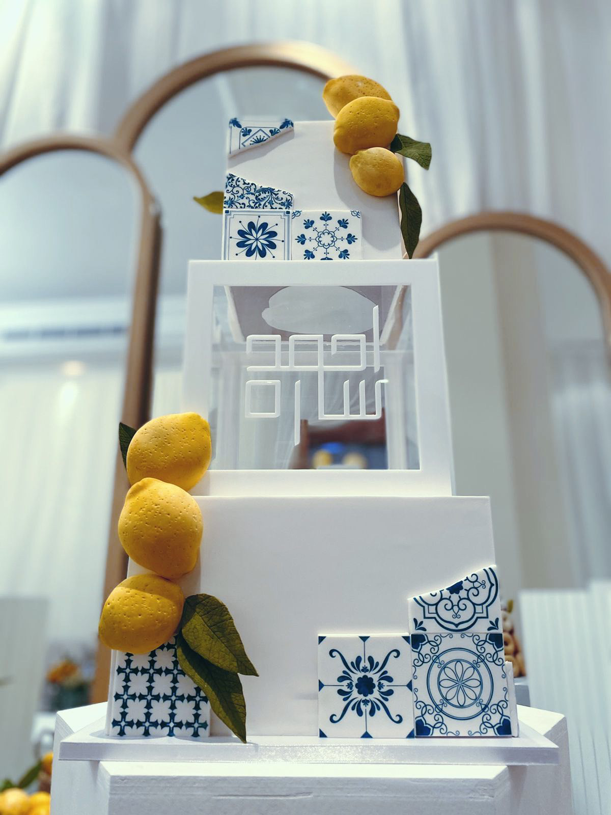 Read more about the article Lemons and tiles